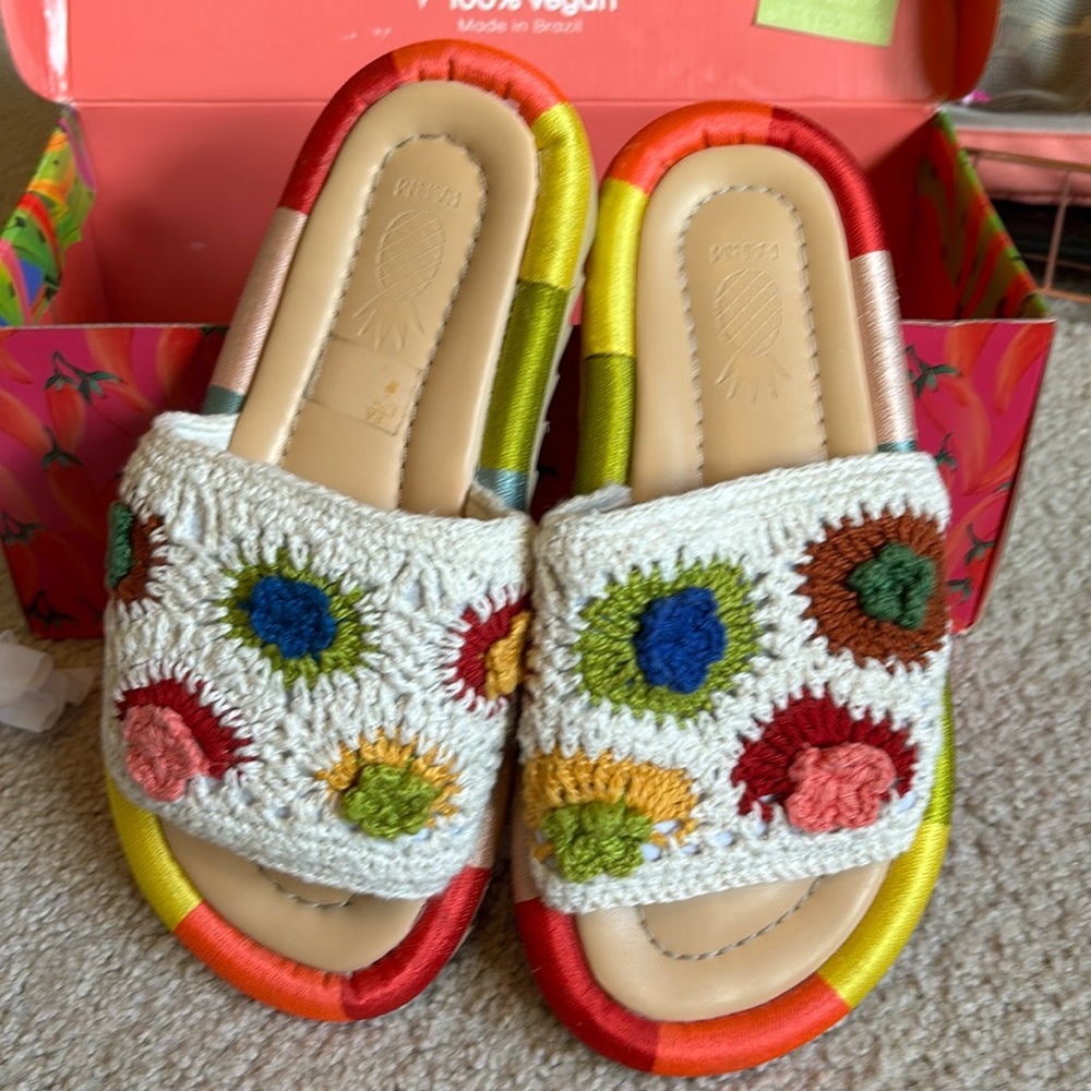 Farm rio slips ons